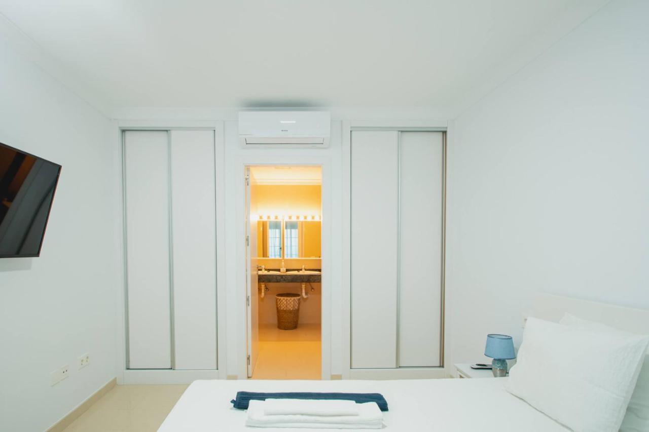 Villa Vista Reina - Luxury 6 Bedroom - Heated Pool- Views - Pool Table - Vista Lobos - Playa Blanca Exterior foto